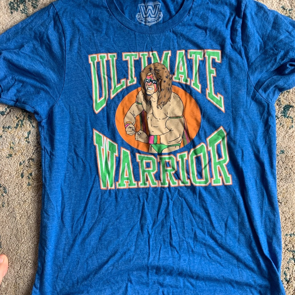 WWE T shirt size small